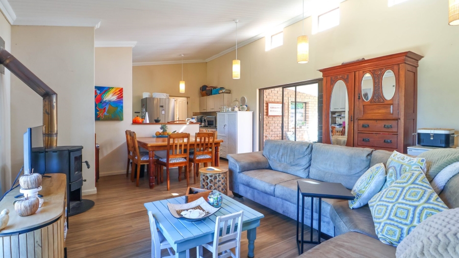 2 Bedroom Property for Sale in Stilbaai Wes Western Cape